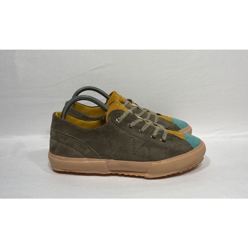 Stylish Women's Athletic Shoes in Brown and Teal